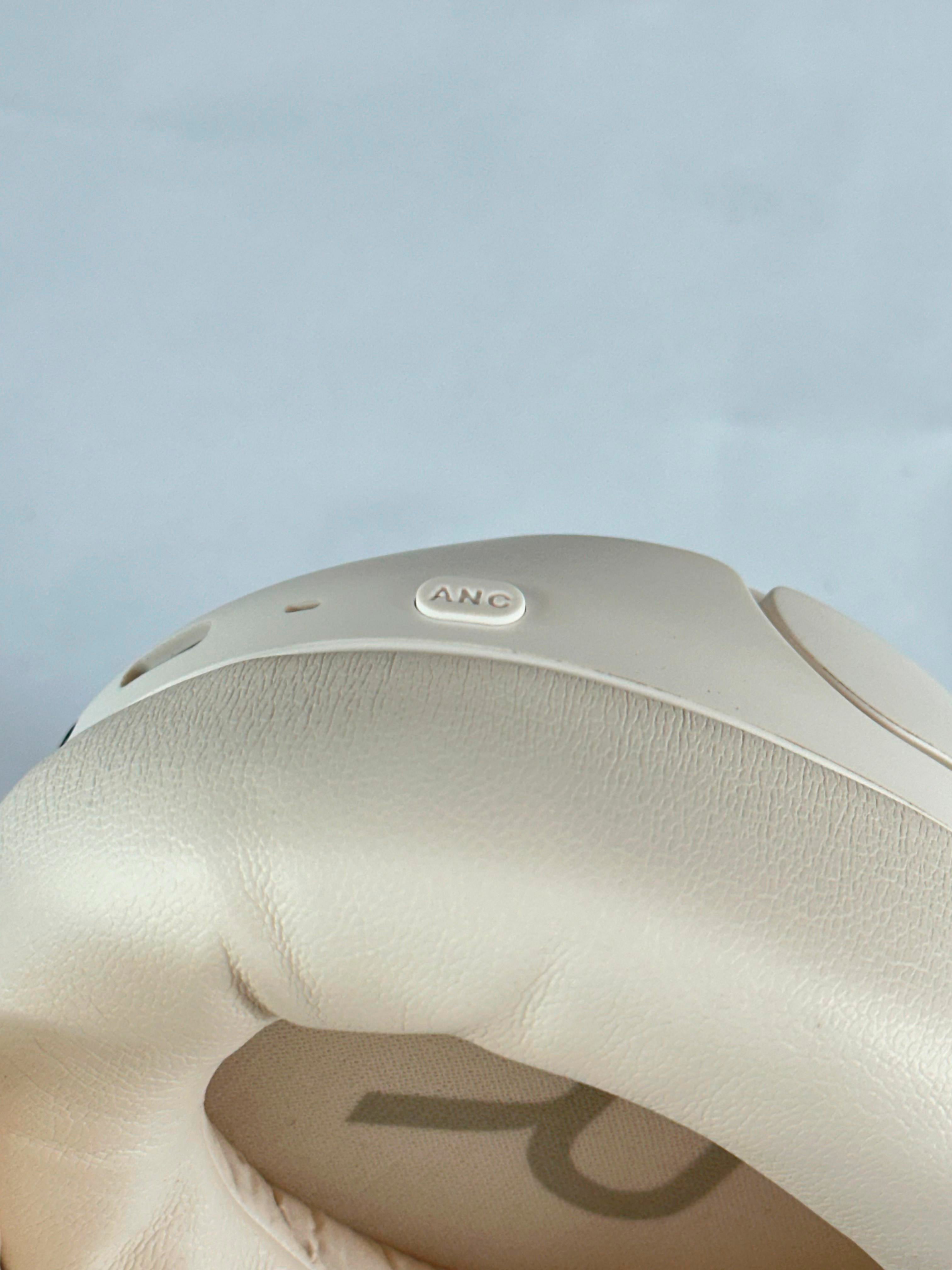Headphone WZ‑08 Wearzone – ANC 40 h, Dobrável & Graves Potentes