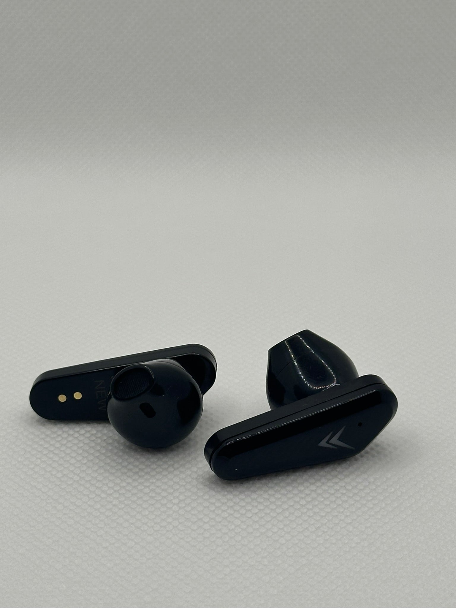 Fone de Ouvido Bluetooth 5,2 -X15-PRETO